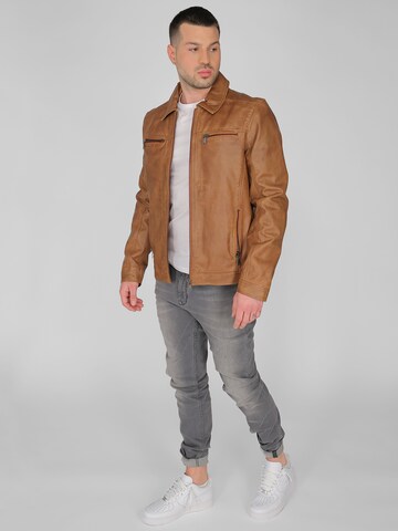 MUSTANG Between-Season Jacket ' 31021630 ' in Brown