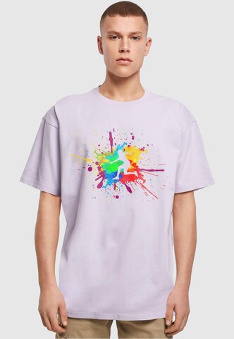 Merchcode T-Shirt 'Color Splash Player' in Lila: Vorderseite