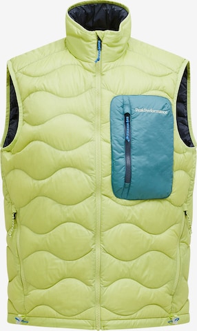 PEAK PERFORMANCE Vest in Green: front