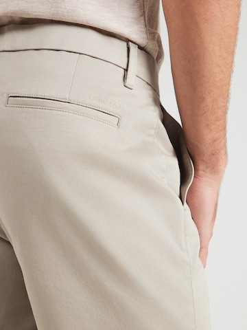 Calvin Klein Slimfit Chino nadrág - barna