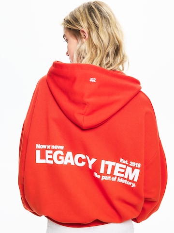 Felpa di Pull&Bear in rosso: frontale