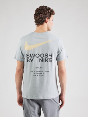 Nike Sportswear Shirt in Grey: front