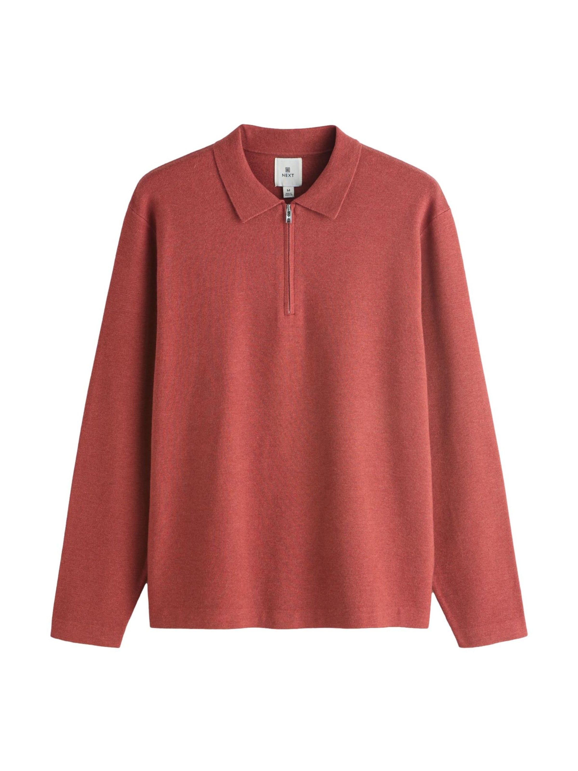 Next Shirt in Rot: Vorderseite