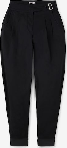 SHEEGO Pleat-Front Pants in Black: front