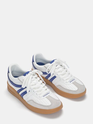 Baskets basses Pull&Bear en blanc