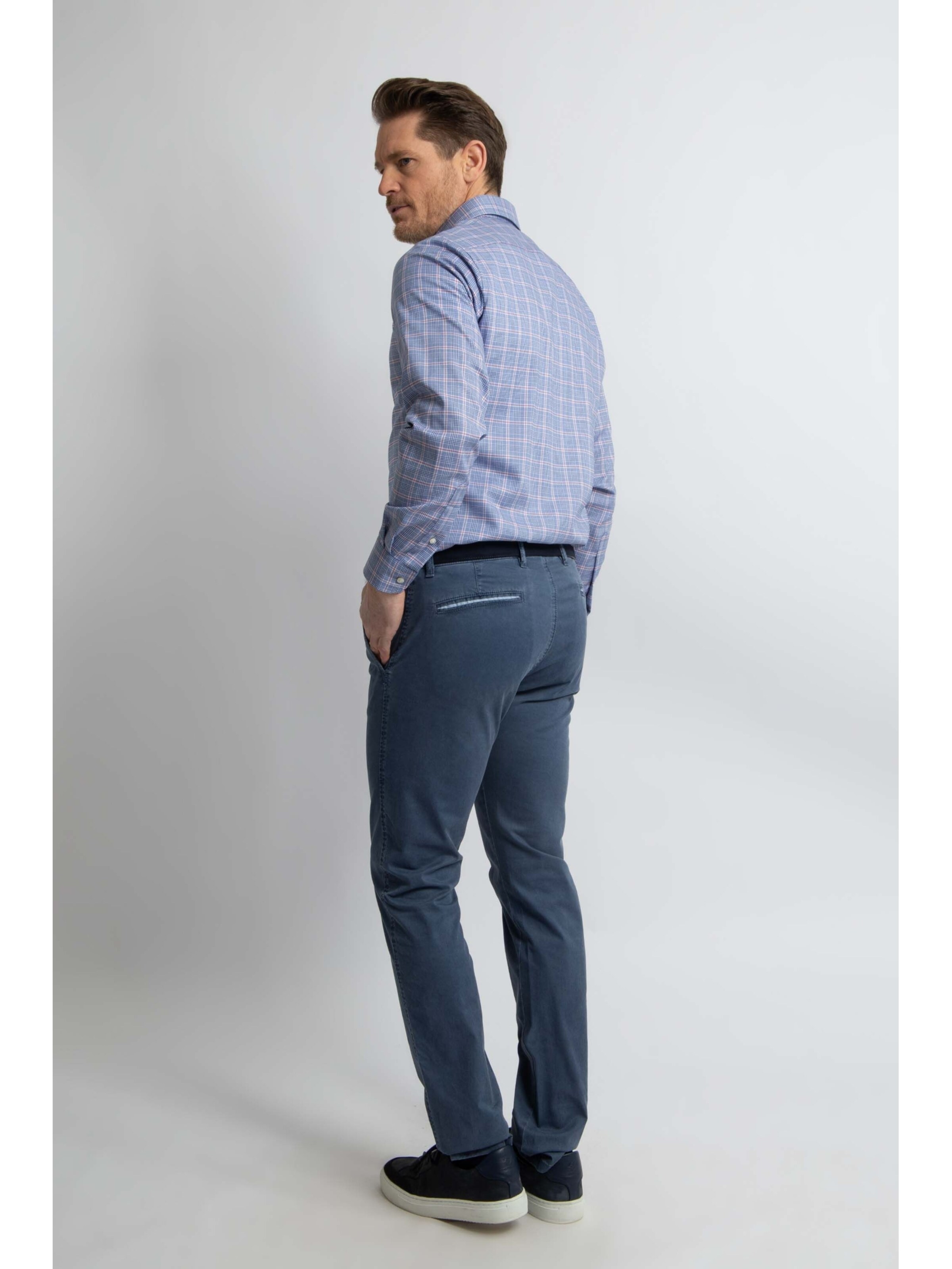 Steppin' out Slim fit Chino trousers in Blue