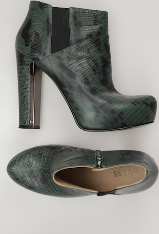 GUESS Dress Boots in 39 in Green: front