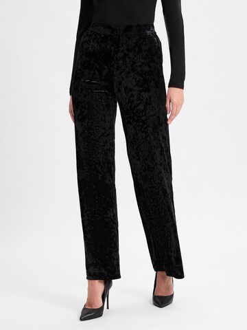 EDITED Wide leg Pleat-Front Pants ' Corin ' in Black: front