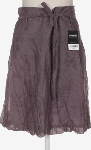 Sandwich Skirt in M in Purple: front