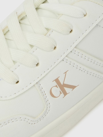 smėlio Calvin Klein Jeans Sportbačiai be auliuko 'STARDUST'