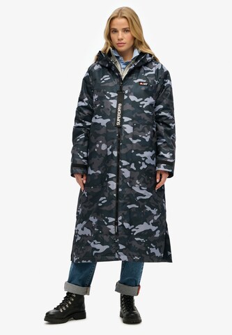 Superdry Tussenmantel in Blauw: voorkant