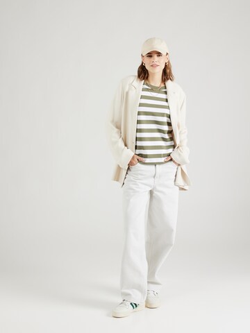 T-shirt 'SLFESSENTIAL' SELECTED FEMME en vert
