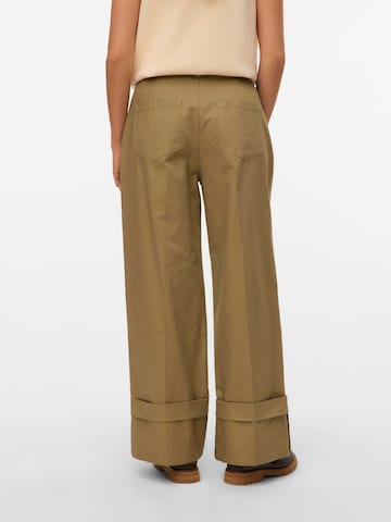 Wide Leg Pantalon à pince 'VMKora' VERO MODA en gris
