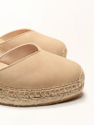 Sandalo 'Alpargata Cuña 7 cm' di Alhamas in beige