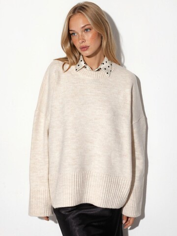 Pullover di Hiccup in bianco: frontale