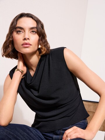 melns Friends Like These Blūze