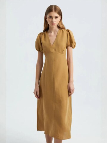 Hiccup Kleid in Braun: Vorderseite