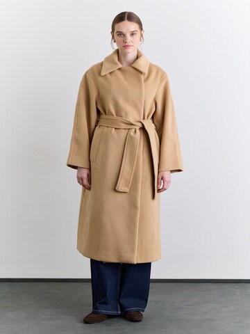 MANUKA Winter jacket in Beige