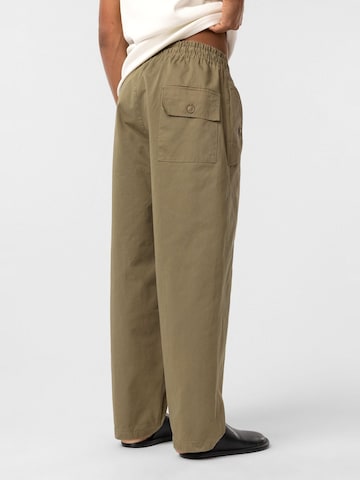 Regular Pantaloni 'Tony' de la Dandalo pe verde