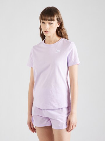 Nike Sportswear T-Shirt 'Club Essential' in Lila: predná strana