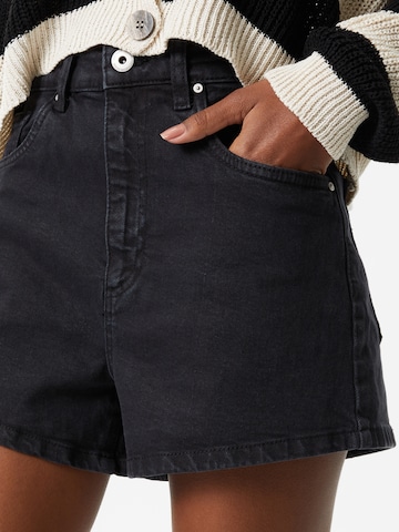 Cotton On Regular Shorts in Schwarz