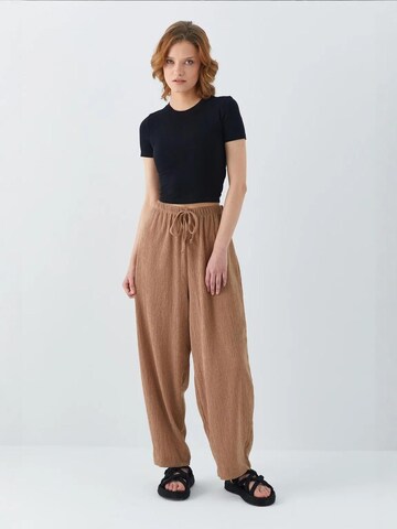 MixRay Baggy Trousers in Beige
