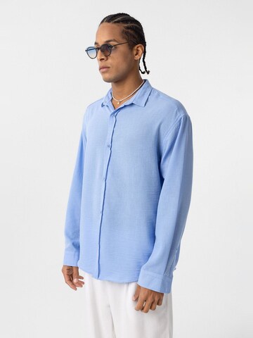 Comfort fit Camicia di Dandalo in blu