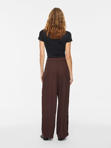 Barrel Pantaloni con pieghe 'VILee' di VILA in marrone
