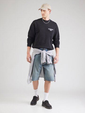 Carhartt WIP Свитшот 'Alumni' в Черный