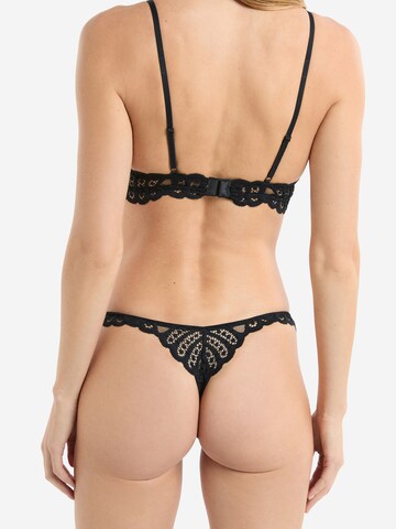 ETAM String 'ETREINTE ' in Schwarz