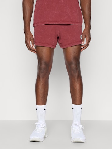 NIKE Regular Sportshorts 'HERITAGE' in Rot: Vorderseite