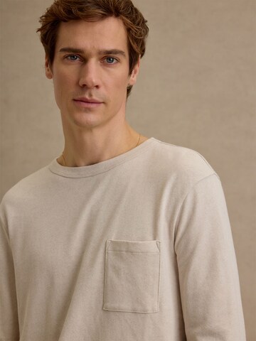 DAN FOX APPAREL Футболка 'Linus' в Белый