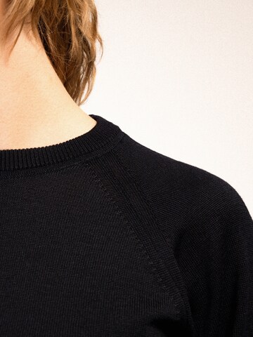 KOPYTO Sweater 'TANUKI' in Black
