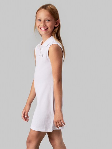 Robe Calvin Klein Jeans en blanc : devant