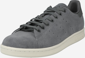 Baskets basses 'STAN SMITH' ADIDAS ORIGINALS en gris : devant