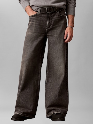 Calvin Klein Jeans Loosefit Jeans in Grau: Vorderseite