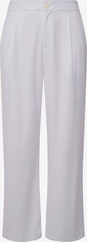 Studio Untold Pleat-Front Pants in White: front