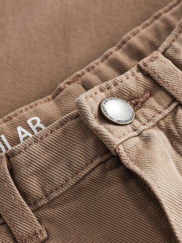 regular Jeans di Next in marrone