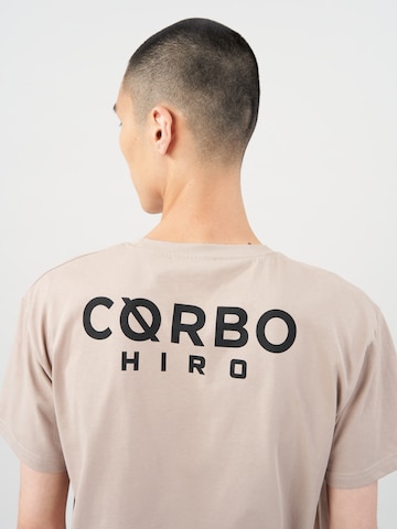Cørbo Hiro - Camiseta 'Shibuya' en beige