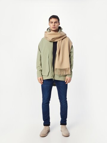 Revolution Between-season jacket in Green