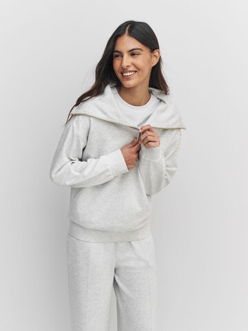 Felpa di Next in grigio: frontale