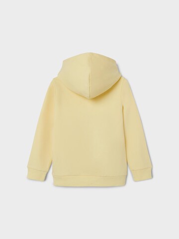 Sweat NAME IT en jaune