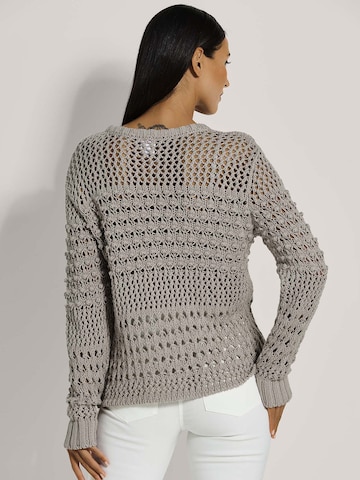 MADELEINE Pullover in Braun
