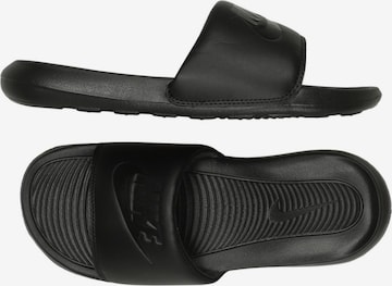 NIKE Sandalen 40 in Schwarz: Vorderseite