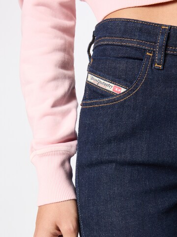 DIESEL Slimfit Jeans 'BABHILA' in Blauw