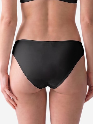 Nina von C. Slip 'Secret' in Bruin
