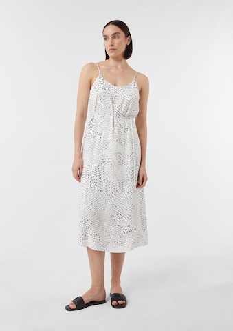 Robe d’été COMMA en blanc : devant