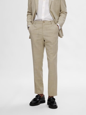 Coupe slim Pantalon à plis 'SLHOasis' SELECTED en beige : devant