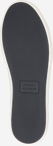 Baskets basses TOMMY HILFIGER en blanc