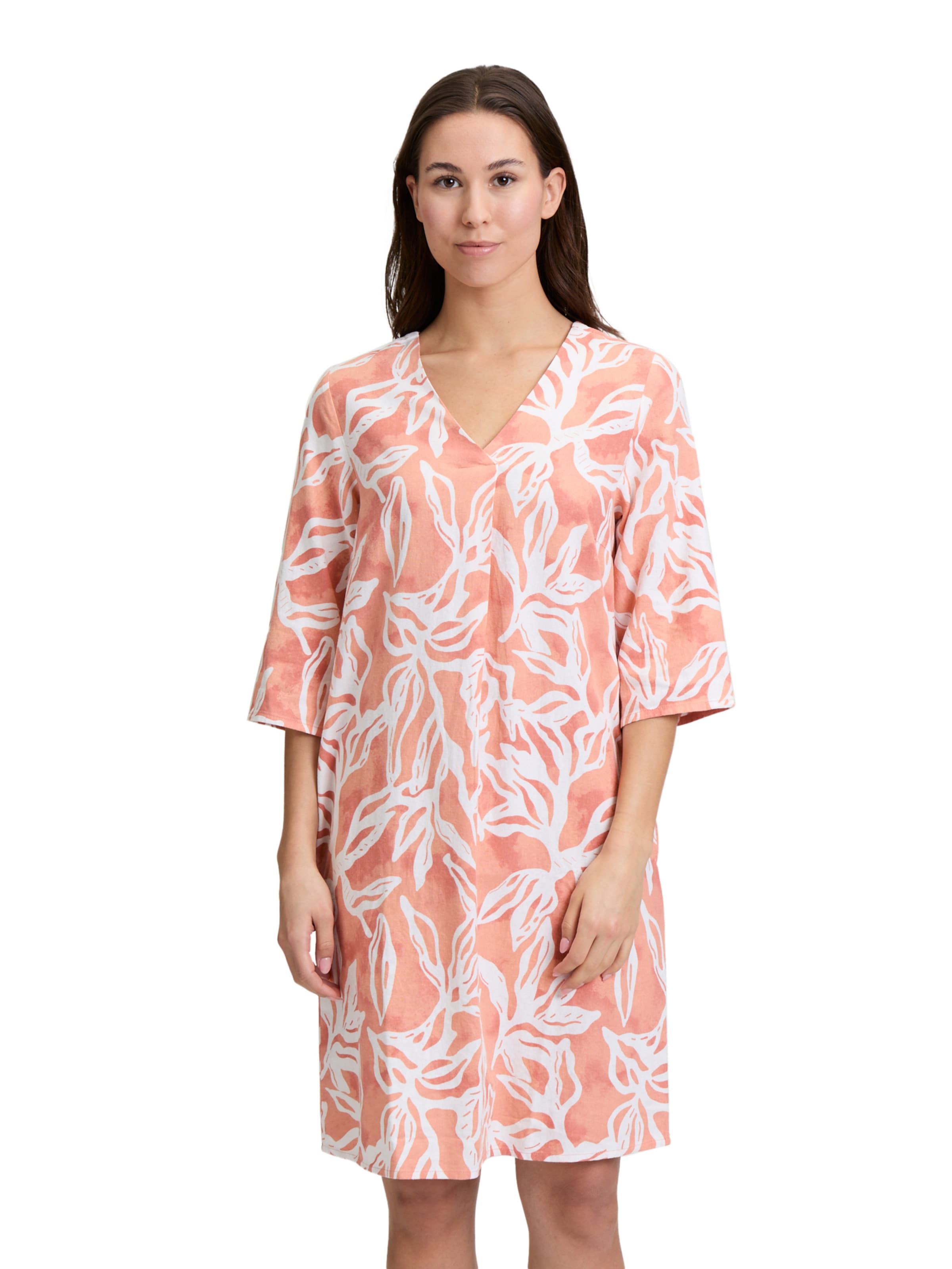 Abito di Cartoon in bianco: frontale